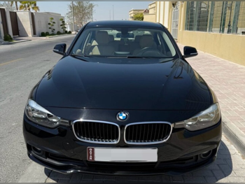 بي ام دبليو  الفئة - الثالثة  318i  2016  اوتوماتيك  110,000 كم  3 سلندر  دفع خلفي  سيدان  أسود