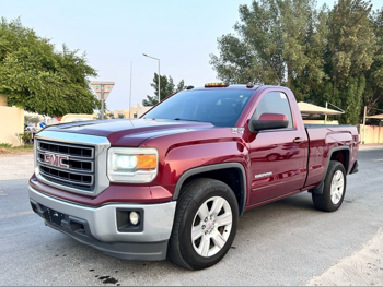 GMC  Sierra  1500  2014  Automatic  181,000 Km  8 Cylinder  Four Wheel Drive (4WD)  Pick Up  Dark Red