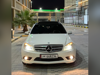 Mercedes-Benz  C-Class  200  2011  Automatic  146,000 Km  4 Cylinder  Rear Wheel Drive (RWD)  Sedan  Pearl