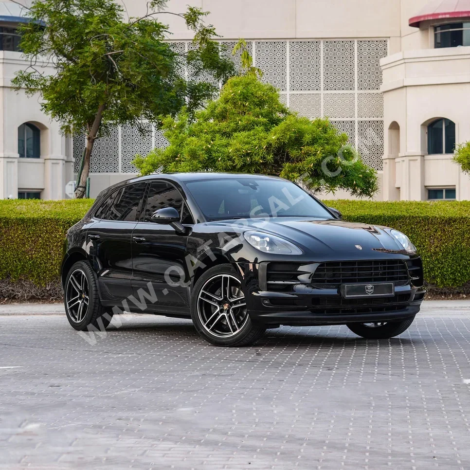 Porsche  Macan  S  2020  Automatic  50,000 Km  6 Cylinder  All Wheel Drive (AWD)  Van / Bus  Black  With Warranty