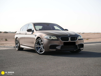 بي ام دبليو  الفئة - ام  5  2013  اوتوماتيك  127,917 كم  8 سلندر  دفع خلفي  سيدان  رمادي