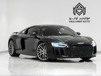 Audi  R8  2017  Automatic  84,000 Km  10 Cylinder  Rear Wheel Drive (RWD)  Coupe / Sport  Black