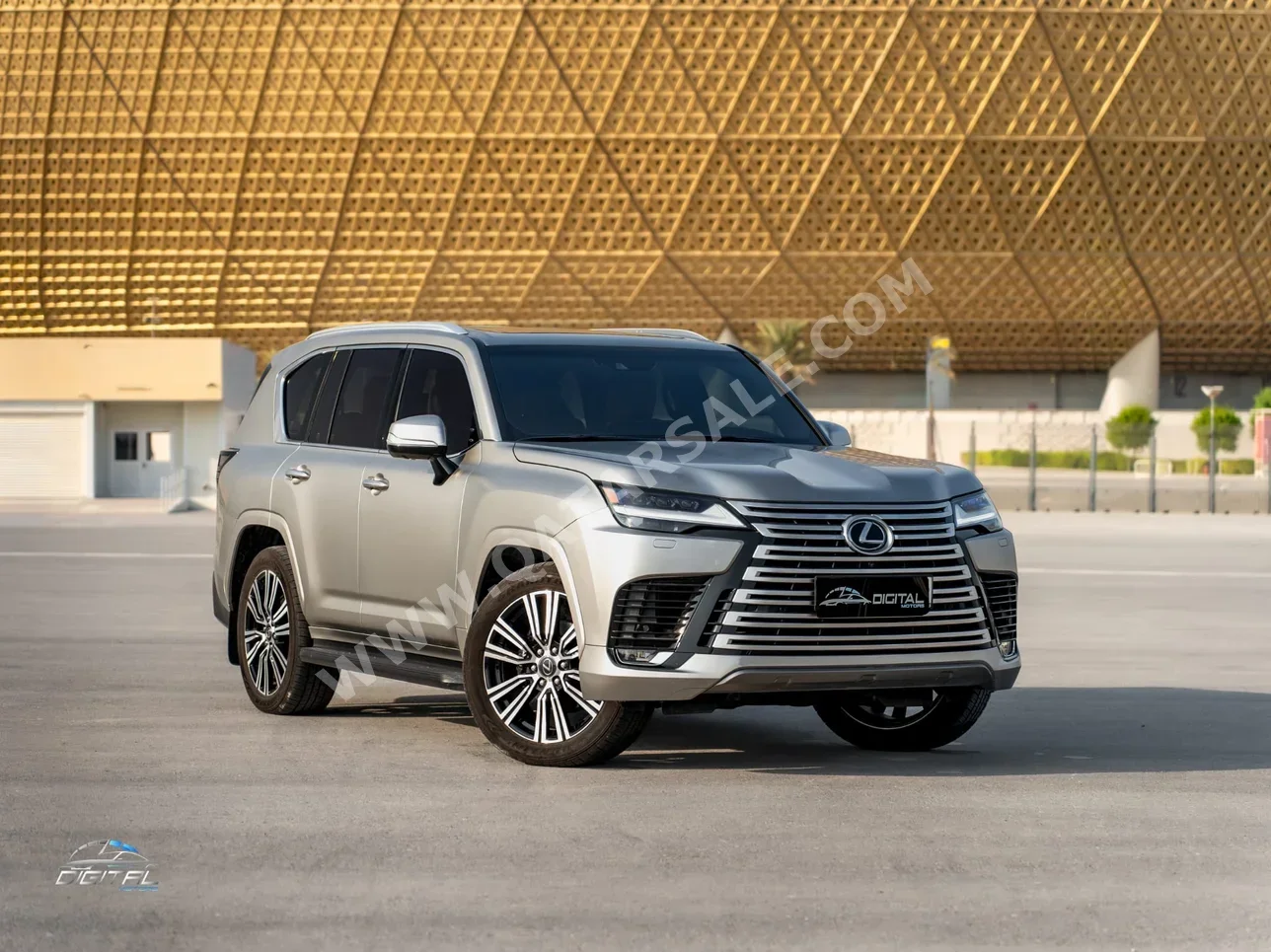 لكزس  ال اكس  600 لكجري  2024  اوتوماتيك  16,000 كم  6 سلندر  دفع رباعي  اس يو في  فضي  تحت الضمان