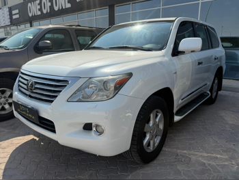 Lexus  LX  570  2010  Automatic  326,000 Km  8 Cylinder  Four Wheel Drive (4WD)  SUV  White