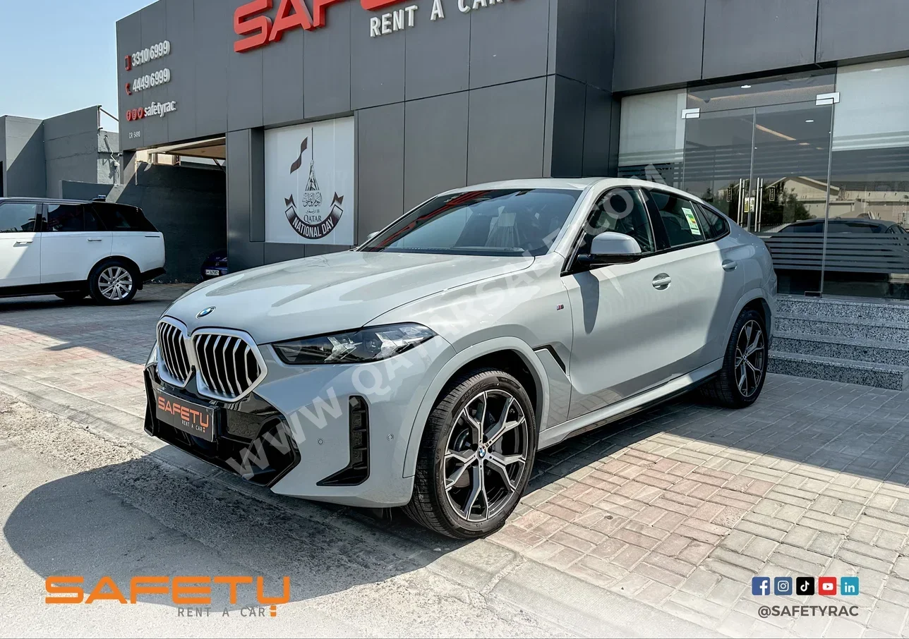 بي ام دبليو  اكس6 ام-باور  6 سلندر  اس يو في ( أي دبليو دي )  رمادي ميتالك  2026