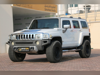 Hummer  H3  2009  Automatic  110,000 Km  5 Cylinder  Four Wheel Drive (4WD)  SUV  White