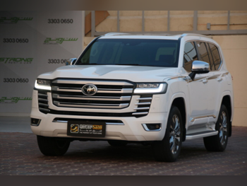 Toyota  Land Cruiser  VXR Twin Turbo  2024  Automatic  40,000 Km  6 Cylinder  Four Wheel Drive (4WD)  SUV  White  With Warranty