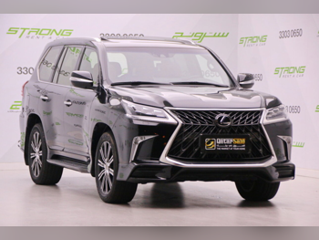 Lexus  LX  570 S  2018  Automatic  235,000 Km  8 Cylinder  Four Wheel Drive (4WD)  SUV  Black