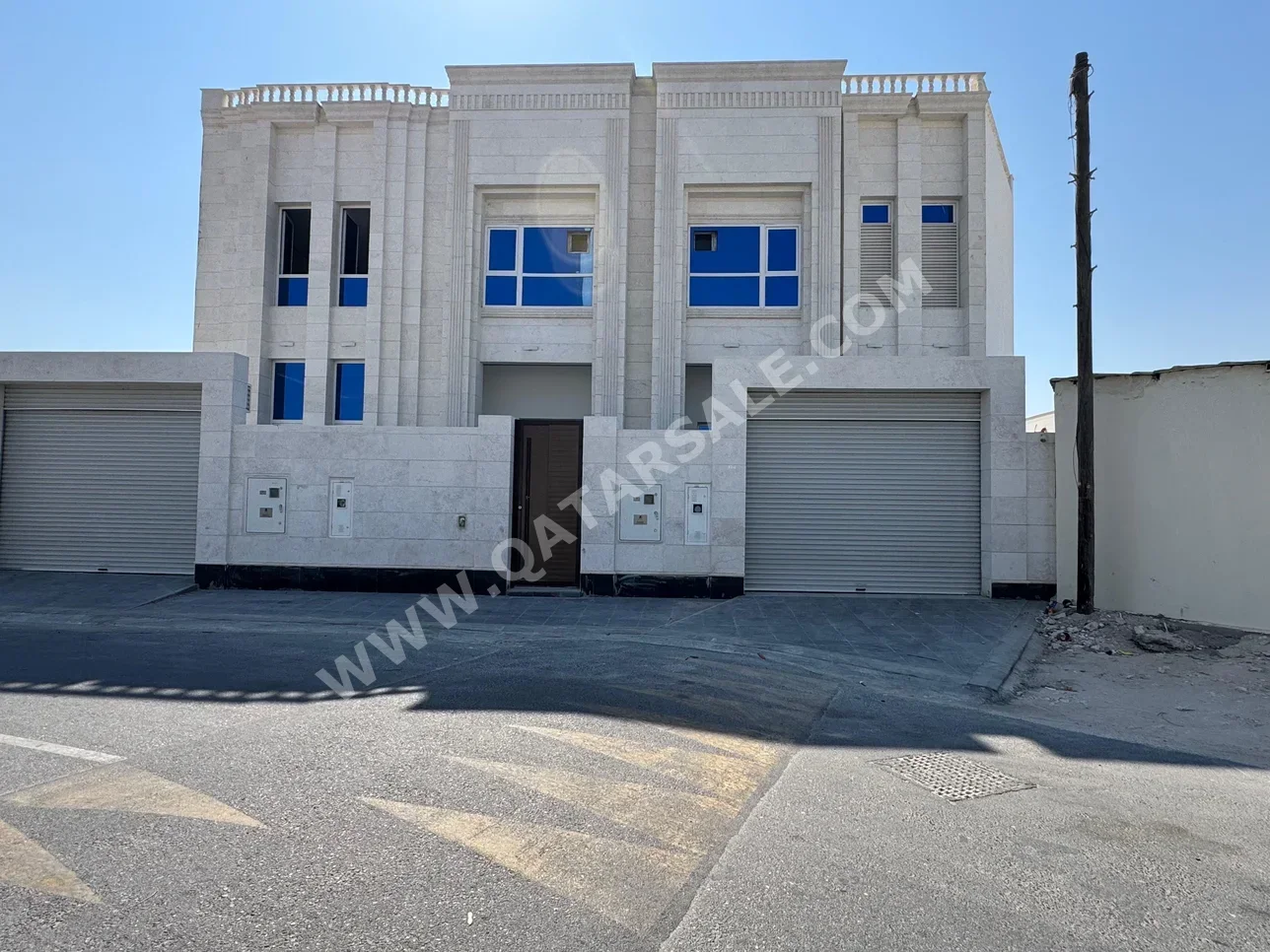 Service  - Not Furnished  - Al Rayyan  - Izghawa  - 8 Bedrooms
