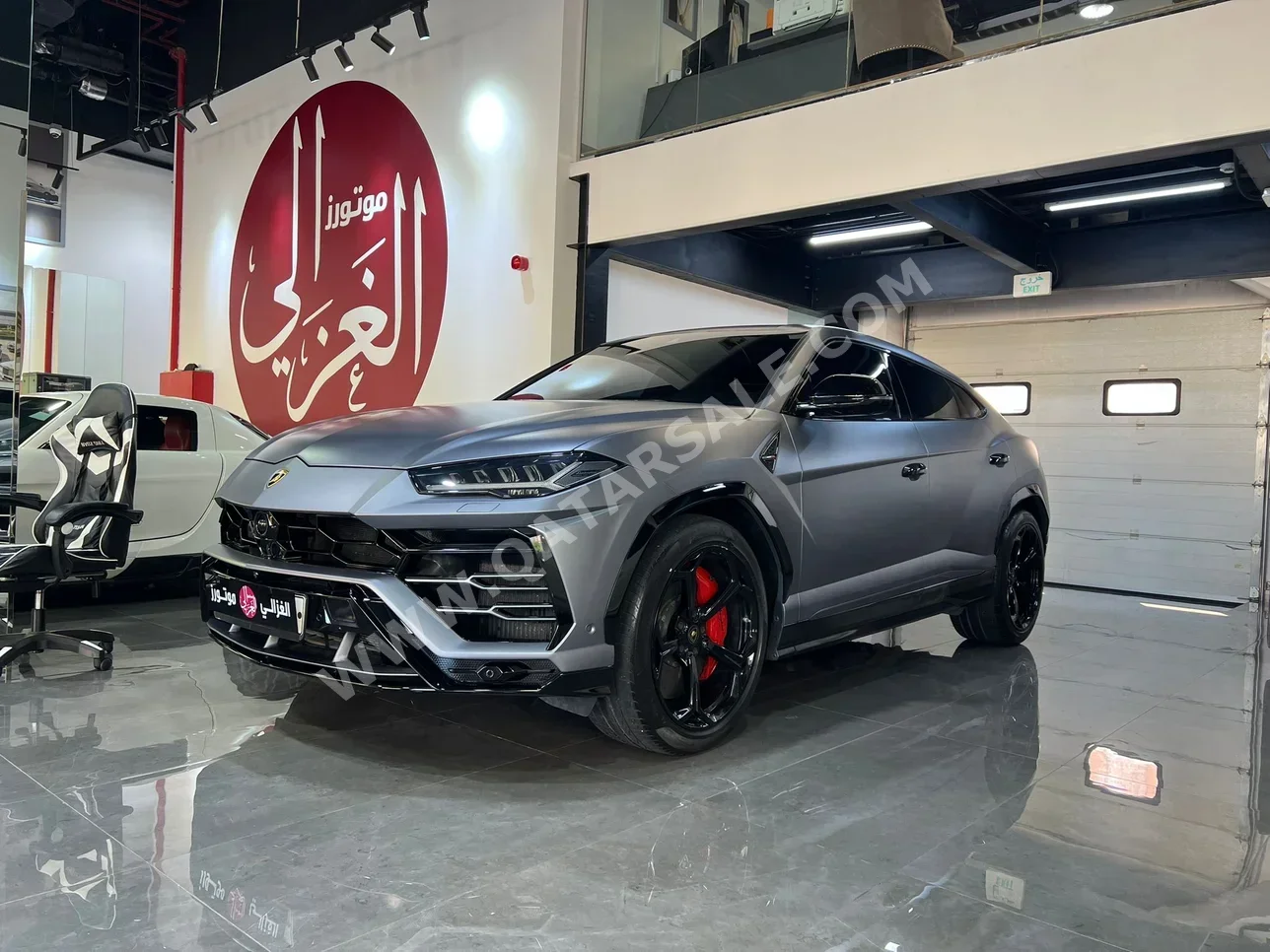 Lamborghini  Urus  2019  Automatic  74,000 Km  8 Cylinder  Four Wheel Drive (4WD)  SUV  Gray Matte