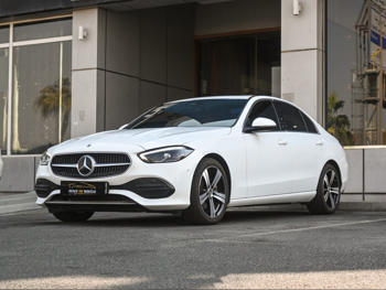 Mercedes-Benz  C-Class  200  2025  Automatic  1,700 Km  4 Cylinder  Rear Wheel Drive (RWD)  Sedan  White  With Warranty