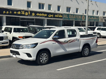 تويوتا  هاي لوكس  2021  عادي  147,000 كم  4 سلندر  دفع خلفي  بيكب  أبيض