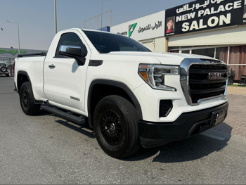 GMC  Sierra  Elevation  2021  Automatic  84,000 Km  6 Cylinder  Four Wheel Drive (4WD)  Pick Up  White  With Warranty