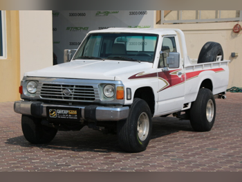 نيسان  باترول  بيك اب  1991  عادي  330,000 كم  6 سلندر  دفع رباعي  بيكب  أبيض