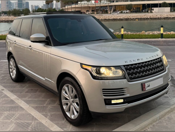 Land Rover  Range Rover  Vogue HSE  2015  Automatic  142,000 Km  6 Cylinder  Four Wheel Drive (4WD)  SUV  Silver