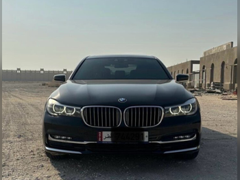 بي ام دبليو  الفئة - السابعة  730 Li  2017  اوتوماتيك  63,322 كم  4 سلندر  دفع خلفي  سيدان  أسود