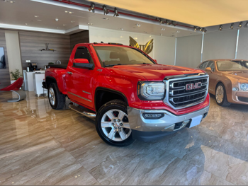 GMC  Sierra  1500  2018  Automatic  136,000 Km  8 Cylinder  Four Wheel Drive (4WD)  Pick Up  Red