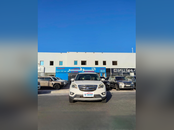 Changan  CS  35  2020  Automatic  127,000 Km  4 Cylinder  Four Wheel Drive (4WD)  SUV  White