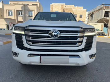 Toyota  Land Cruiser  VXR Twin Turbo  2025  Automatic  0 Km  6 Cylinder  Four Wheel Drive (4WD)  SUV  White  With Warranty