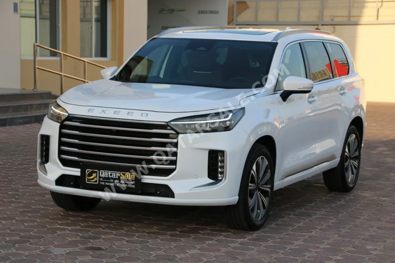 Exeed  VX  400 T  2025  Automatic  4,000 Km  4 Cylinder  Four Wheel Drive (4WD)  SUV  White  With Warranty