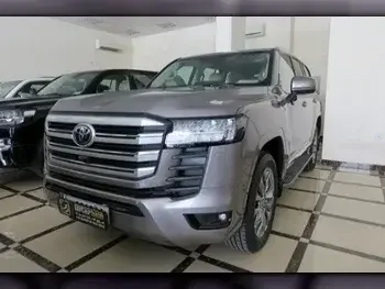 Toyota  Land Cruiser  GXR  2022  Automatic  0 Km  6 Cylinder  Four Wheel Drive (4WD)  SUV  Gray  With Warranty