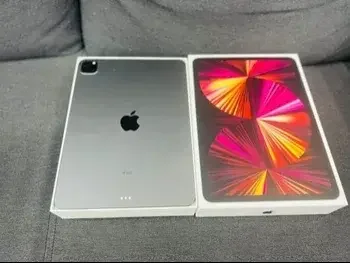 أبل  آي باد  (الجيل الثالث) -  128 جيجابايت - نظام الاتصال واي فاي فقط