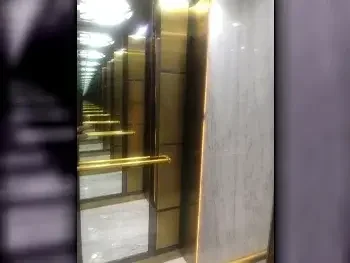 مصاعد انتر ليفت  8  متعدد الألوان  2  داخلي  ستانلس ستيل  3  630 كيلوغرام  80000  ضمان  مع مرآة /  مصعد ام ار ال  120*130 متر مربع مساحة المصعد