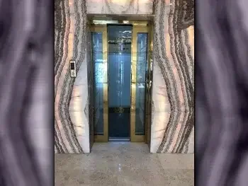 مصاعد انتر ليفت  8  ذهبي  2  داخلي  بانوراما  3  800 كيلوغرام  2022  ضمان  مع مرآة /  مصعد ام ار ال  130*140 متر مربع مساحة المصعد