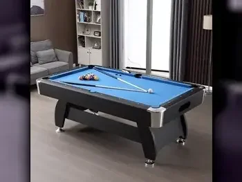 ازرق  طاولة بلياردو