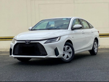 Toyota  Yaris  2026  Automatic  0 Km  4 Cylinder  Front Wheel Drive (FWD)  Sedan  White  With Warranty