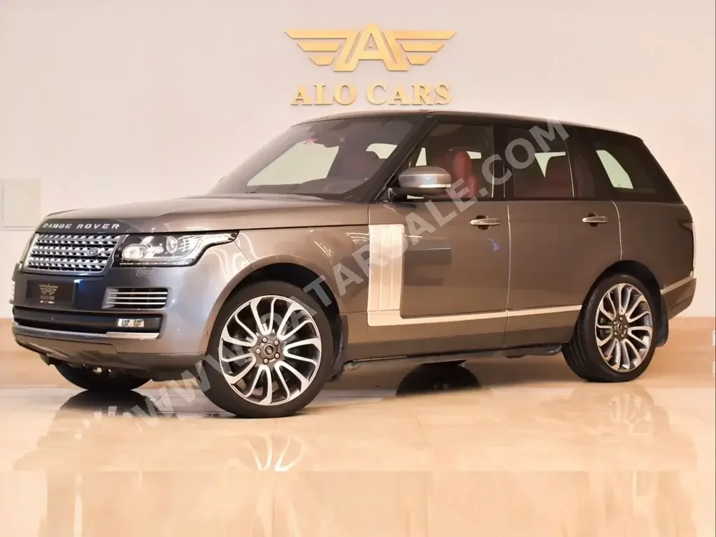 لاند روفر  رنج روفر  فوج اوتوبايوغرافي  2016  اوتوماتيك  103,000 كم  8 سلندر  دفع رباعي  اس يو في  فضي  تحت الضمان