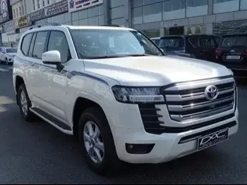 تويوتا  لاند كروزر  جي اكس ار  2023  اوتوماتيك  0 كم  6 سلندر  دفع رباعي  اس يو في  أبيض  تحت الضمان