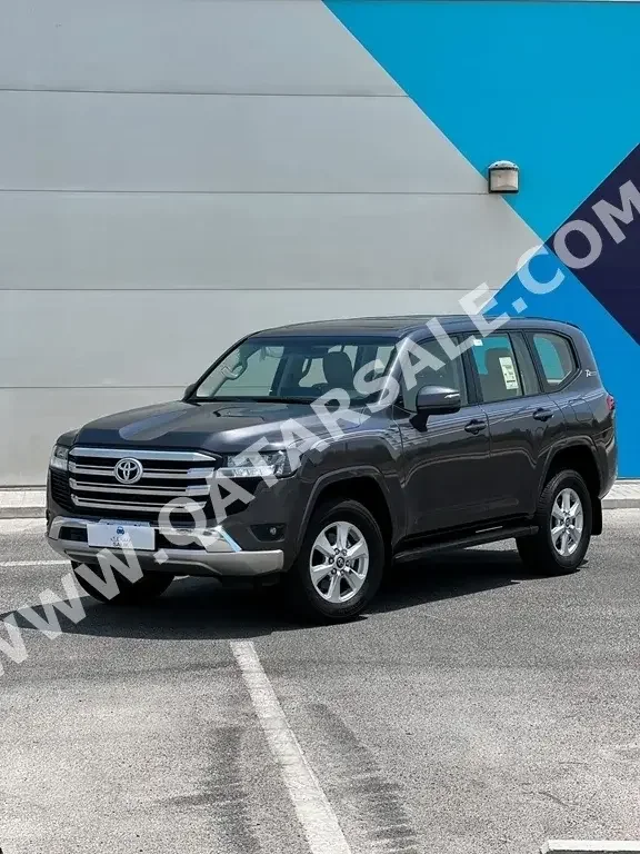 تويوتا  لاند كروزر جي اكس ار  إس يو في 4 في 4  رمادي  2022