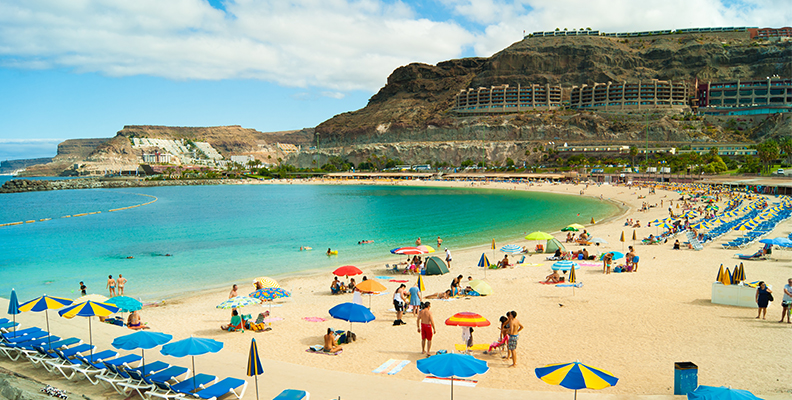 Vinn semester för familjen till Gran Canaria med eBeach.se