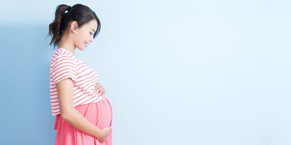 Varför ska man teckna gravidförsäkring? Experten svarar!