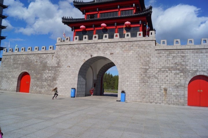 Dragon Gate (10)