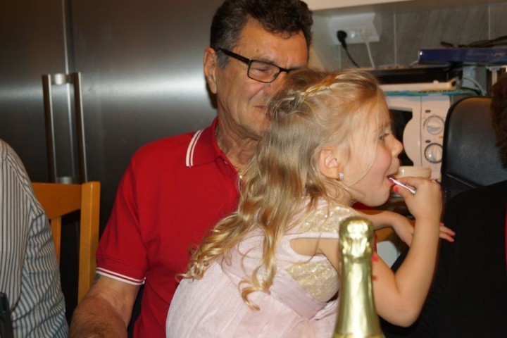 Olivia & Abuelo (1)