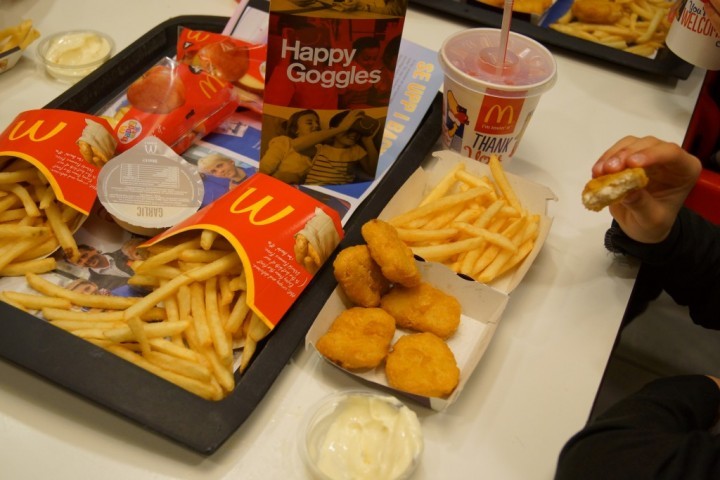 Happy Goggles McDonalds (9)