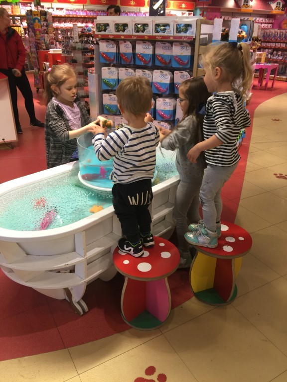 Hamleys Nacka (8)