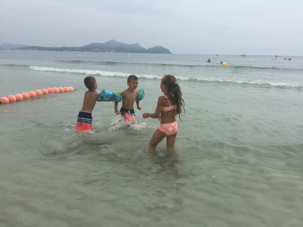 Alcudia pins Family resort (597)