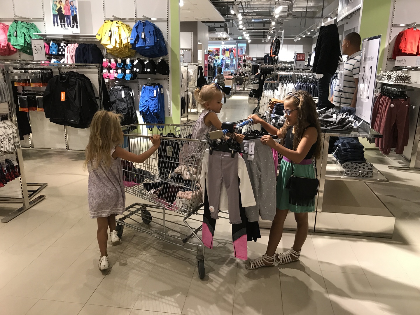 shopping for kids (1)