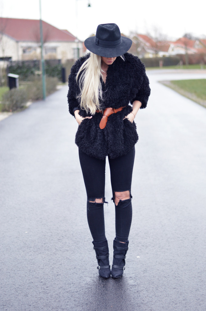 black-fur6