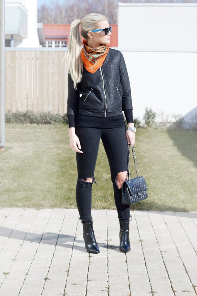 orange-scarf-outfit