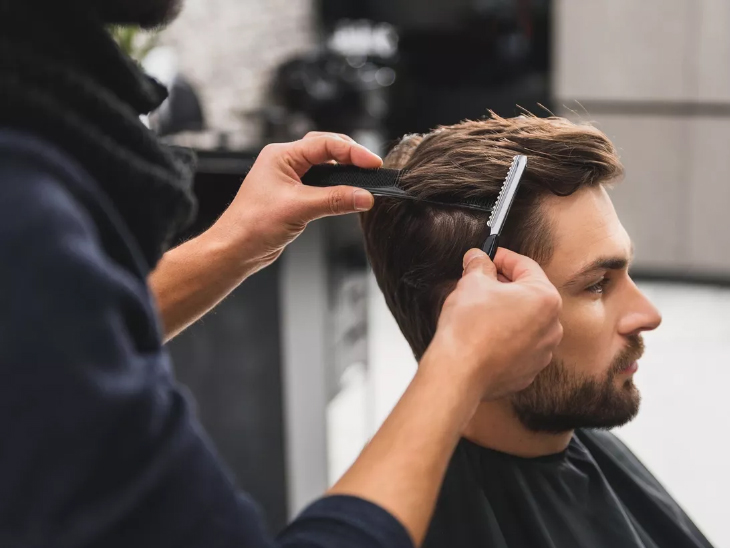 Cortes de cabelo masculinos para rosto redondo: melhores ideias de penteados