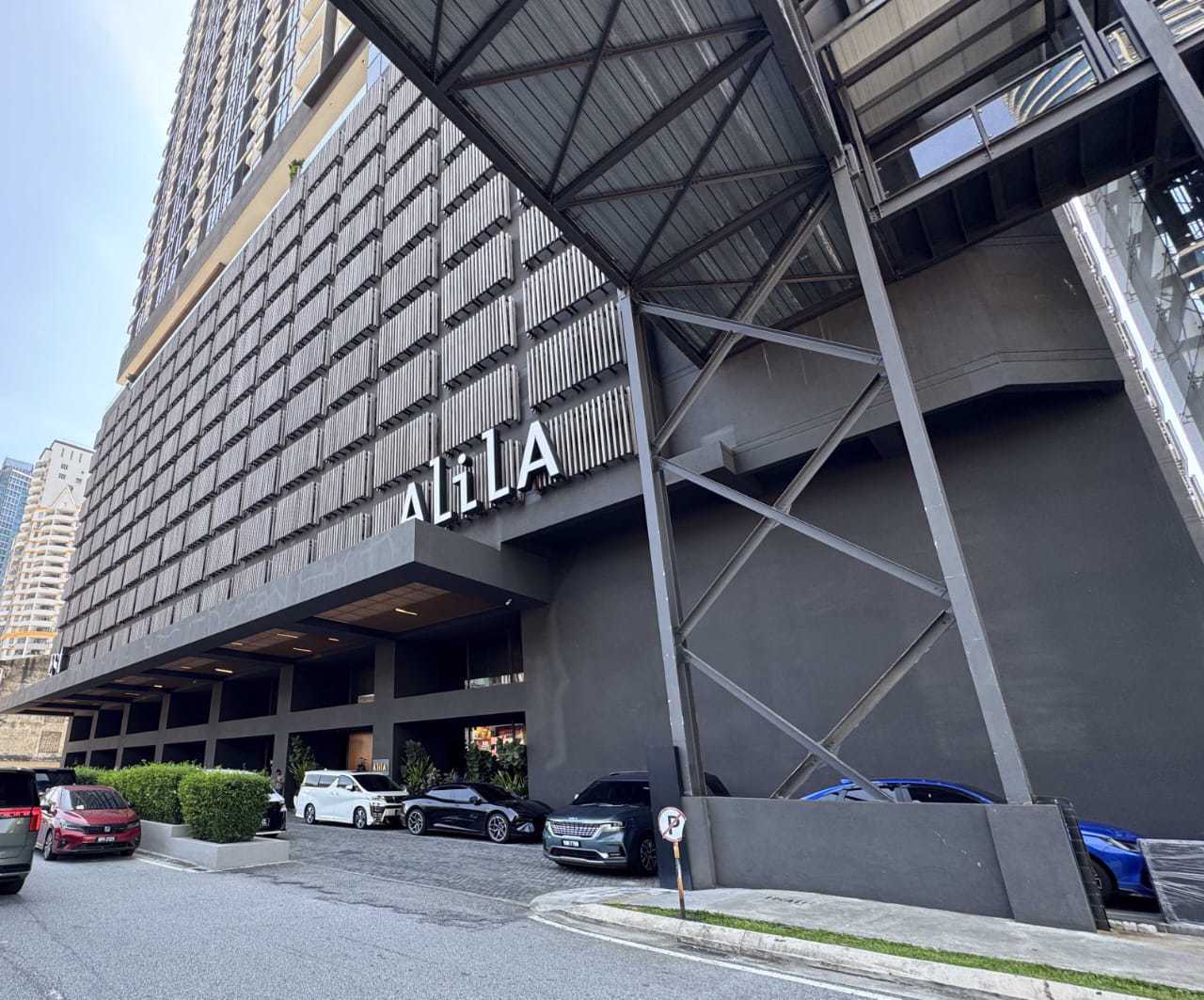 Image of Condominium