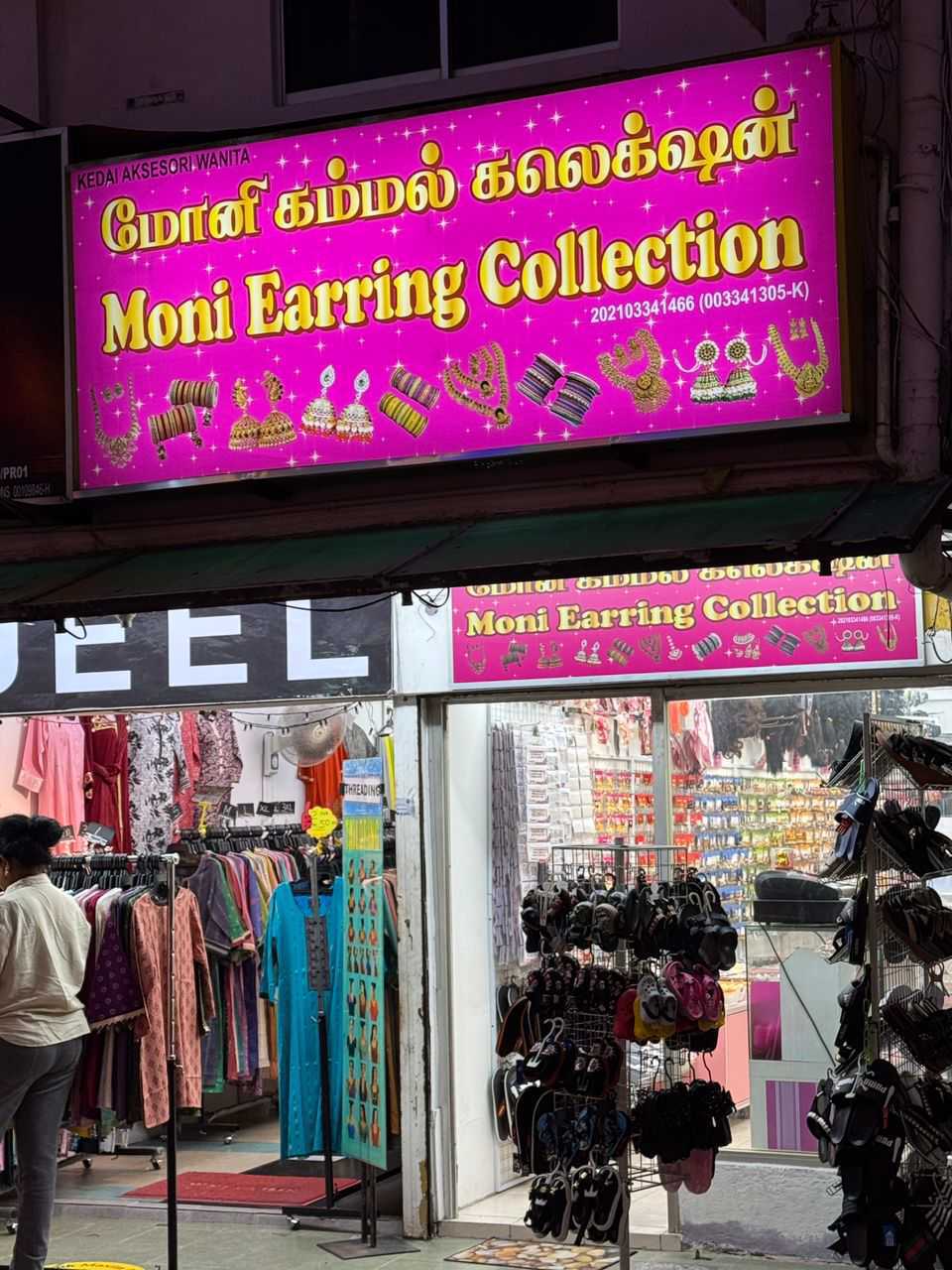Moni Earring Collections