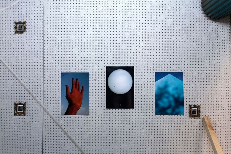 Imagen 3 de la galería de LA SOMBRA SOBRE EL TRIÁNGULO AZUL