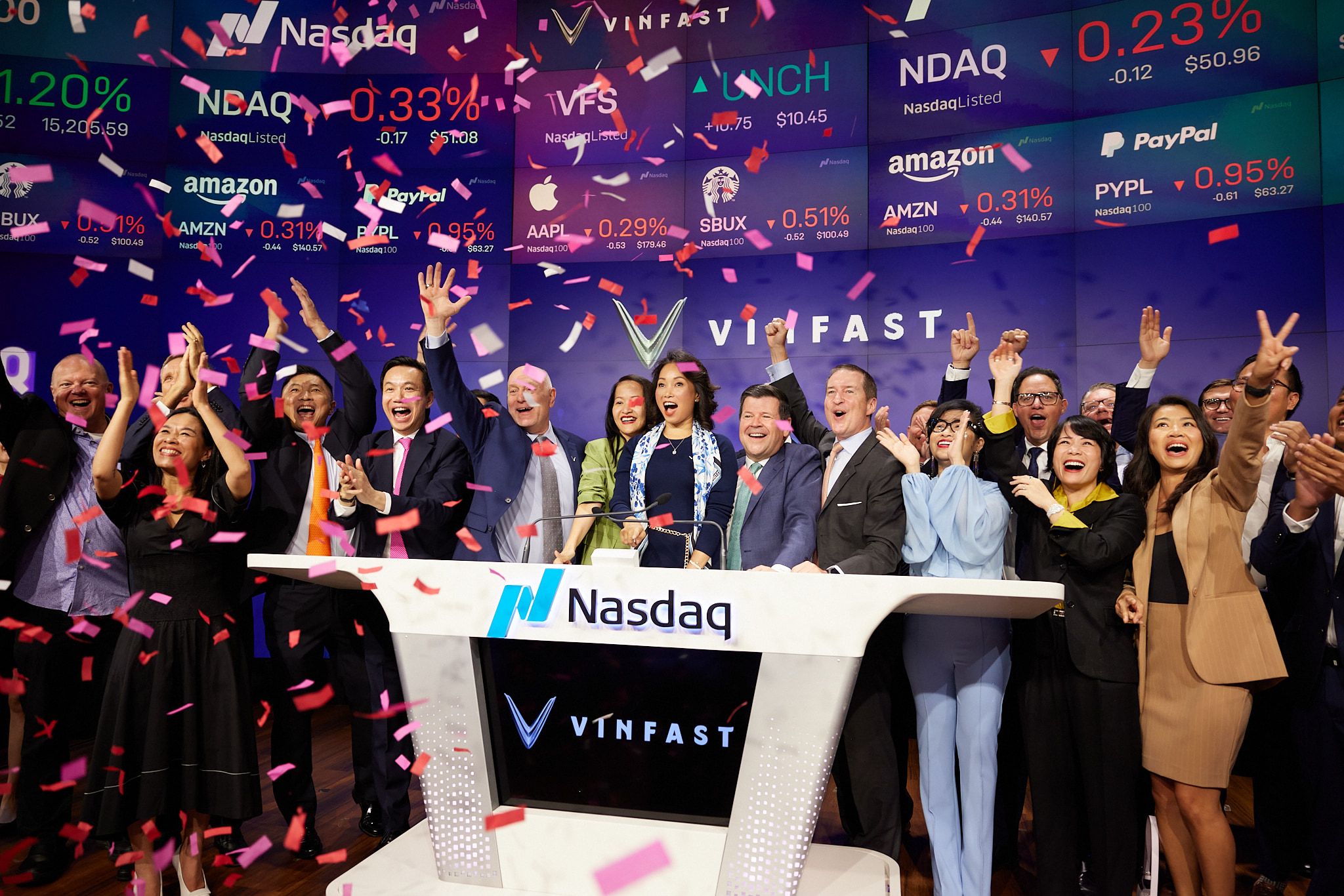 VINFAST DEBUTS ON NASDAQ GLOBAL SELECT MARKET FOLLOWING SUCCESSFUL BUSINESS COMBINATION WITH BLACK SPADE ACQUISITION CO 