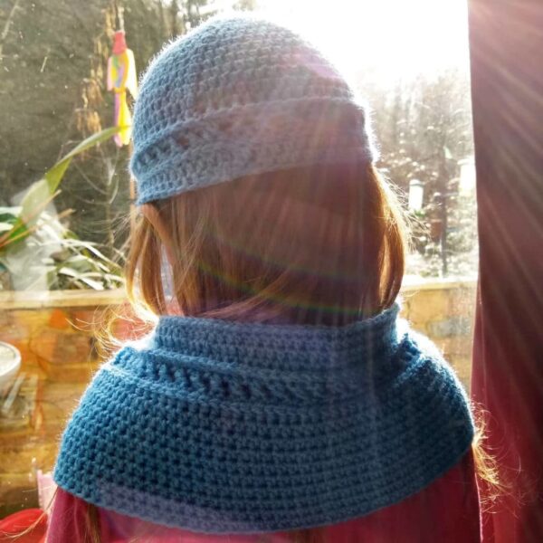 Crochet Toddler Blue Cowl & Hat Set - product image 3