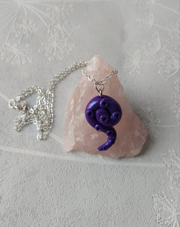 Unleash your inner mermaid with our octopus tentacle necklace - main product image